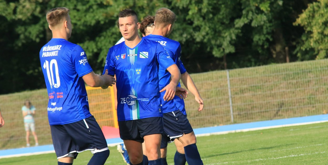 Strzelanina po przerwie. Dziewięć goli Włókniarza!