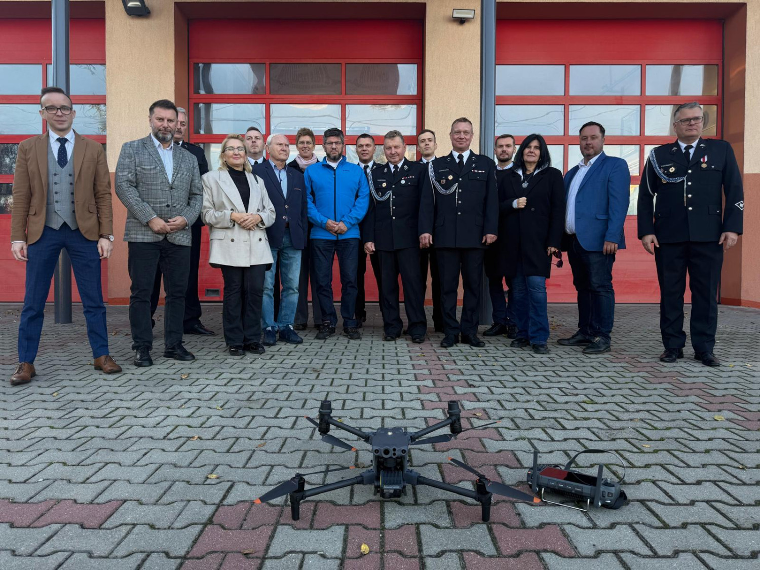 Dron z kamerą termowizyjną przekazany druhom OSP Pabianice